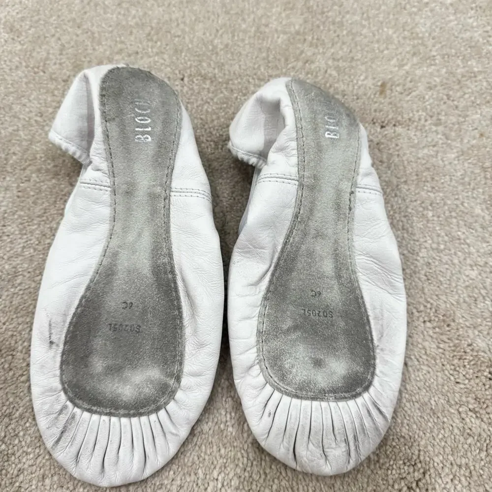 Bloch lining shoes
